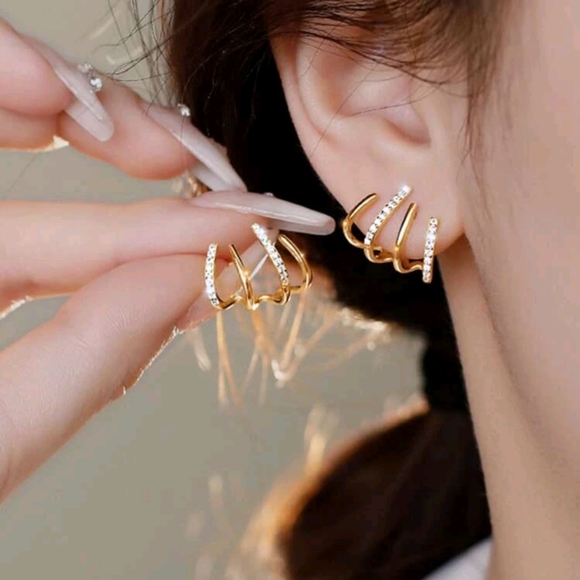 Earstuds - Picture 2 of 2